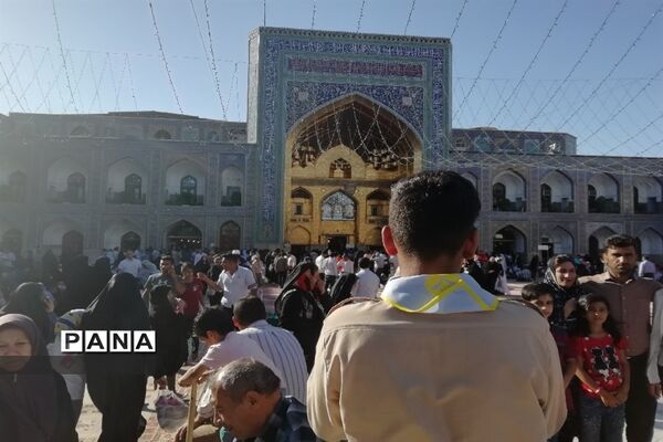 حضور دانش‌آموزان پیشتاز پسر سراسر کشور در حرم مطهر رضوی