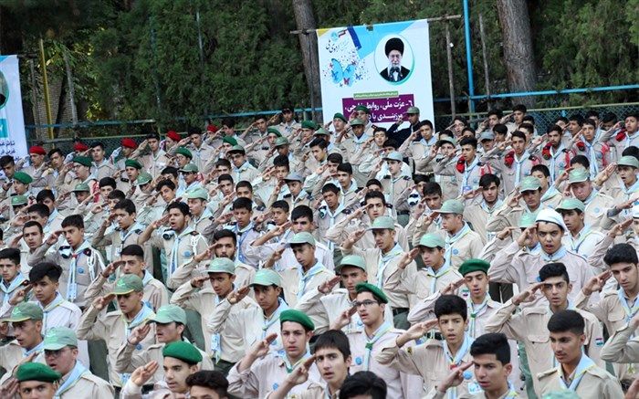 تمرین عملی منش های 12 گانه سازمان دانش آموزی در اردوی ملی پیشتازان