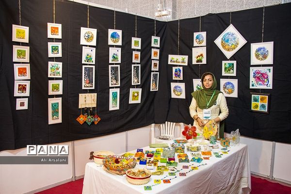 دومین جشنواره ملی گردشگری و صنایع دستی در ارومیه-۲