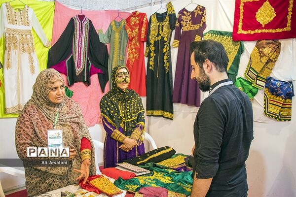 دومین جشنواره ملی گردشگری و صنایع دستی در ارومیه-۲
