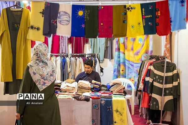 دومین جشنواره ملی گردشگری و صنایع دستی در ارومیه-۲