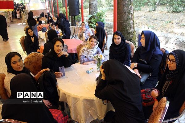 پذیرش برگزیدگان سی و هفتمین جشنواره فرهنگی هنری دختران سراسر کشور