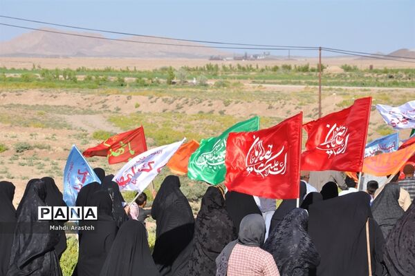حرکت کاروان شادی غدیر در شهرستان خوسف
