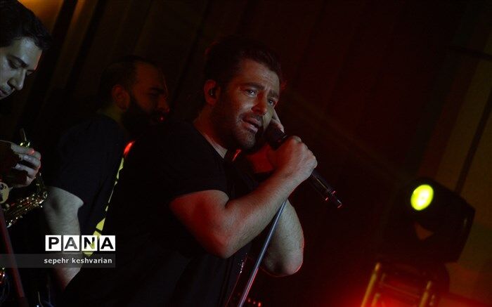 چرا کنسرت محمدرضا گلزار لغو شد