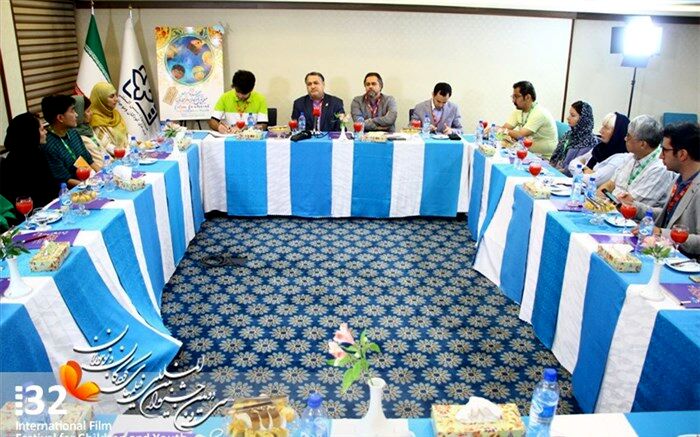 علیرضا تابش: برگزاری جشنواره‌ کودک عامل صلح و آشتی است
