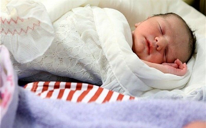 نوزاد سرراهی اهل مهاباد به بیمارستان منتقل شد