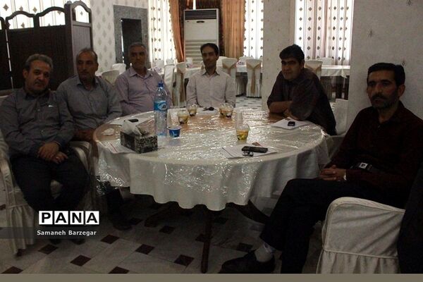 آیین تجلیل از ایثارگران، جانبازان، آزادگان  فرهنگی و فرزندان شاهد شاغل در آموزش و پرورش ناحیه یک تبریز