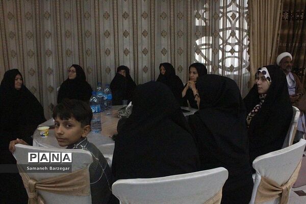 آیین تجلیل از ایثارگران، جانبازان، آزادگان  فرهنگی و فرزندان شاهد شاغل در آموزش و پرورش ناحیه یک تبریز