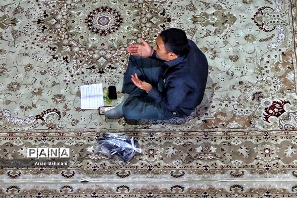 برگزاری دعای عرفه حسینیه اعظم زنجان