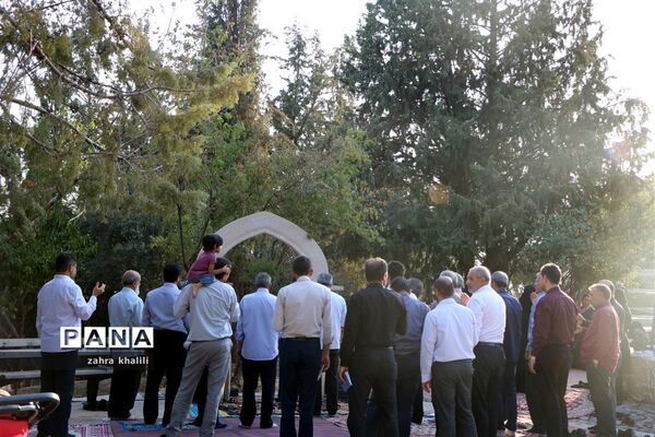 برگزاری مراسم پرفیض دعای عرفه در شیراز