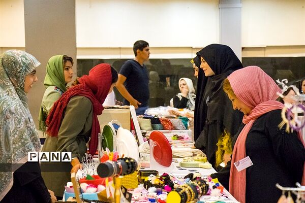 نمایشگاه گروهی دست ساخته‌های من