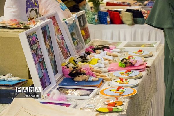 نمایشگاه گروهی دست ساخته‌های من