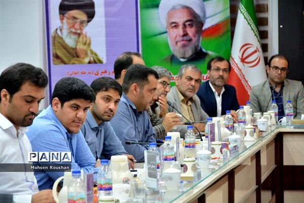 نشست شورای معاونان آموزش و پرورش استان بوشهر با خبرنگاران