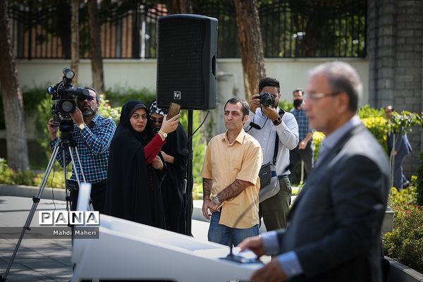 در حاشیه جلسه هیئت دولت