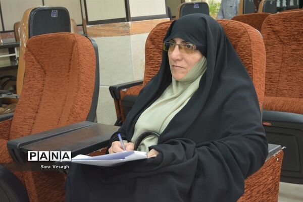 آیین تجلیل از مربیان پیشتاز سازمان دانش‌آموزی آموزش و پرورش شهرستان شهریار