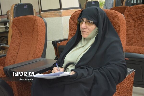 آیین تجلیل از مربیان پیشتاز سازمان دانش‌آموزی آموزش و پرورش شهرستان شهریار