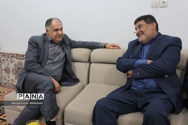 دیدار معاون مطبوعاتی وزارت فرهنگ با پیشکسوت مدیر خبرگزاری ایرنا بوشهر