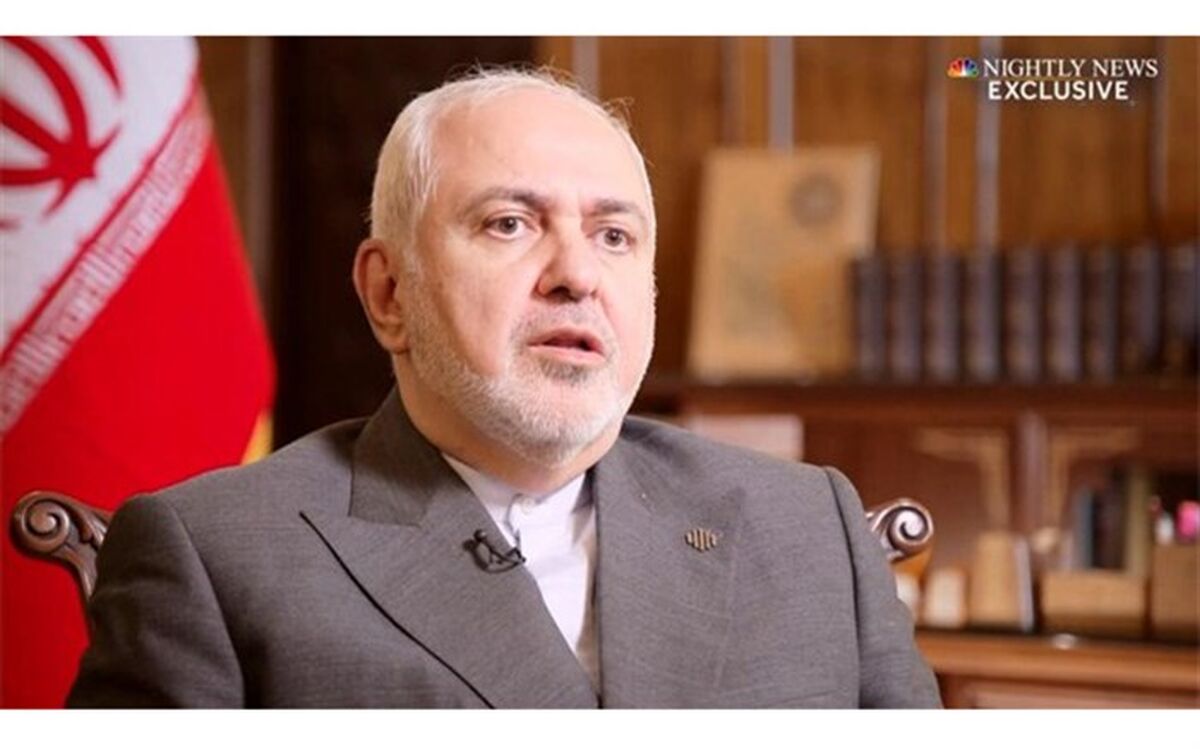 ظریف: گفت وگوی سازنده ای با مکرون داشتم