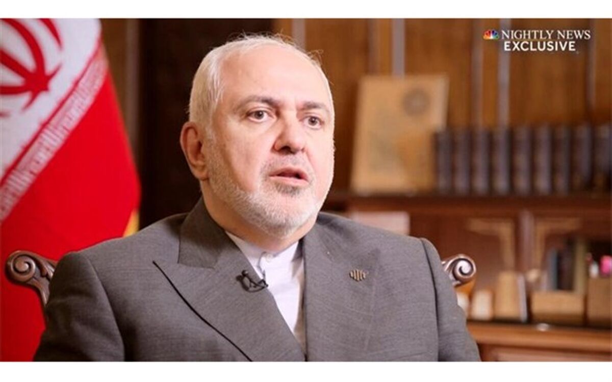 ظریف: گفت وگوی سازنده ای با مکرون داشتم