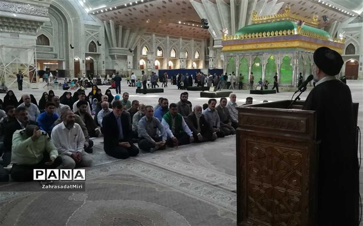 تجدید میثاق مسئولین خاورشهربا آرمانهای امام خمینی(ره)