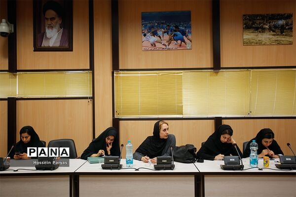 نشست خبری رئیس فدراسیون کبدی و مدیرعامل سازمان منطقه آزاد کیش