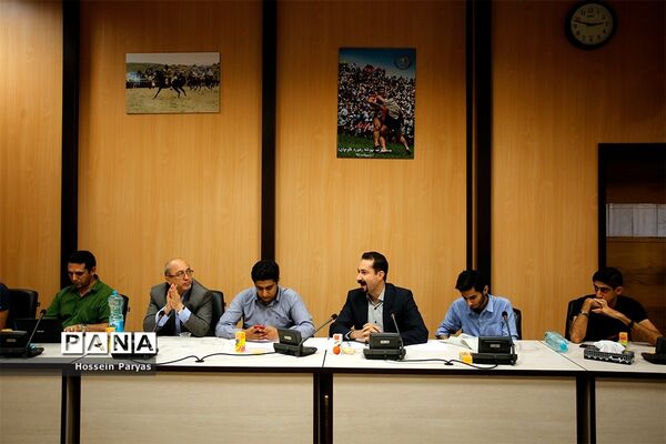 نشست خبری رئیس فدراسیون کبدی و مدیرعامل سازمان منطقه آزاد کیش