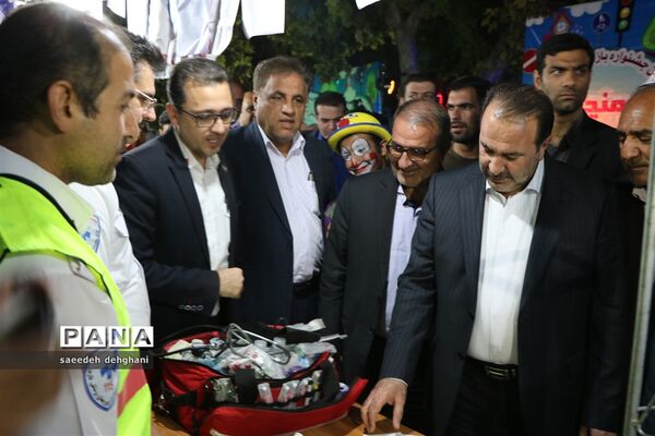 افتتاح نمایشگاه دستاوردهای دولت در شیراز