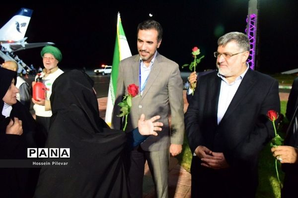 مراسم استقبال از ورود اولین کاروان حجاج بیت الله الحرام به  خراسان جنوبی