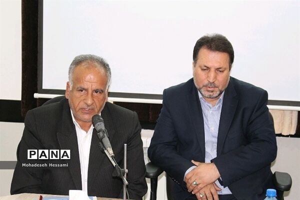 بازدید علیرضا کمرئی، معاون آموزش متوسطه وزارت آموزش و پرورش، از شهرستان درمیان