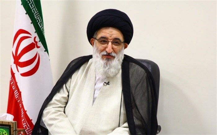 امام جمعه کرج : ایجاد بدعت و مناسک سازی در مراسم عزاداری محرم یکی از طرح‌ها و برنامه‌های دشمن برای نفوذ فرهنگی است