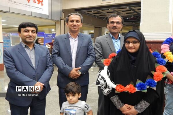 استقبال از دانش‌آموزان برگزیده استان بوشهر در جشنواره نوجوان خوارزمی مرحله کشوری