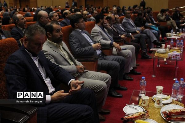 اختتامیه بیستمین جشنواره هنرهای تجسمی هنرستان‌های کشور در تبریز