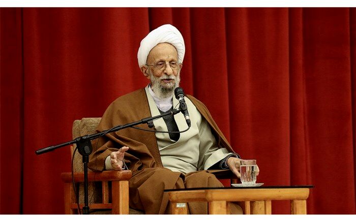 مصباح یزدی:  انقلاب اسلامی یعنی اینکه ما همانند حیوانات نیستیم