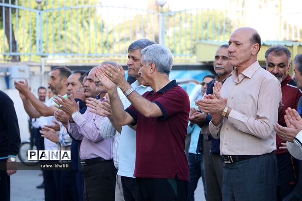 نرمش صبحگاهی و تجلیل از ۳ تن از چهره‌های جهانی و برتر ورزش دانش‌آموزی