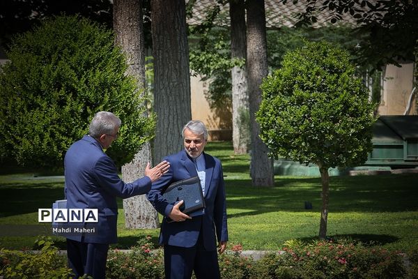 در حاشیه جلسه هیات دولت