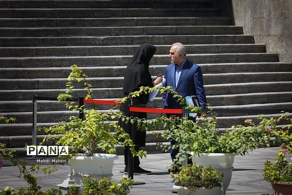 در حاشیه جلسه هیات دولت