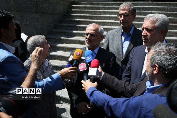 در حاشیه جلسه هیات دولت