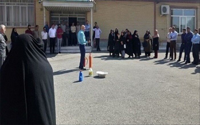 دوره آموزشی بهداشت عمومی در محیط کار ویژه سرایداران مدارس برگزار شد