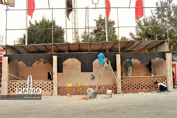 برپایی خیمه‌های عزای سیدالشهدا(ع)