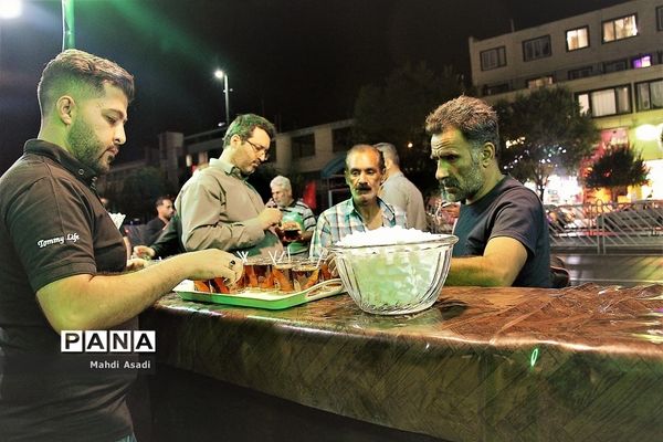 برپایی خیمه‌های عزای سیدالشهدا(ع)