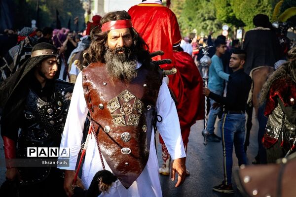 ورود نمادین قافله سید الشهداء به کربلا