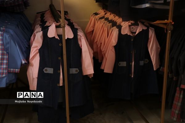 بازدید از مراکز توزیع لباس فرم دانش آموزان خراسان رضوی