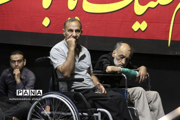 عزاداری مردم شیراز در سومین شب از ماه محرم