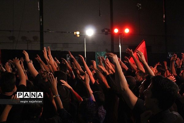 عزاداری دانشجویان در دانشگاه حضرت رقیه(س) یزد