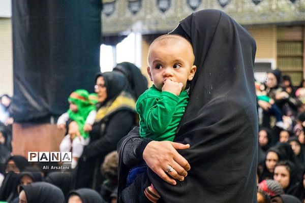 همایش شیرخوارگان حسینی در ارومیه