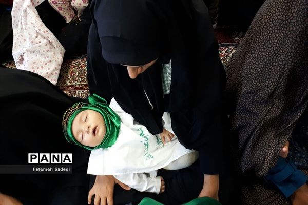 مراسم شیرخوارگان در روستای براندود شهرستان درمیان