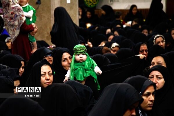 برگزاری باشکوه مراسم شیرخوارگان حسینی در مصلای مشهد
