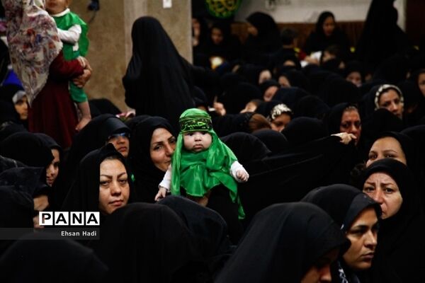 برگزاری باشکوه مراسم شیرخوارگان حسینی در مصلای مشهد
