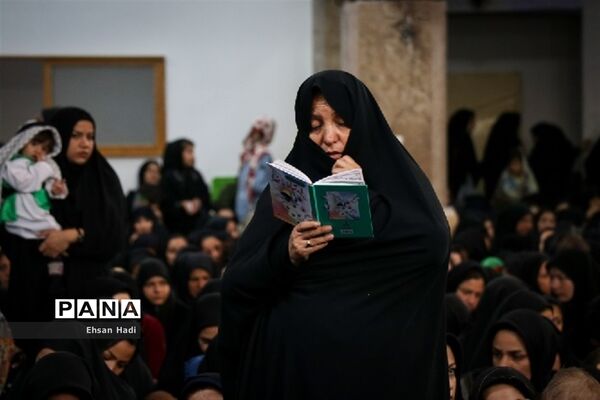برگزاری باشکوه مراسم شیرخوارگان حسینی در مصلای مشهد