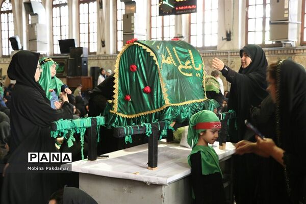 همایش شیرخوارگان حسینی در مصلی ساری
